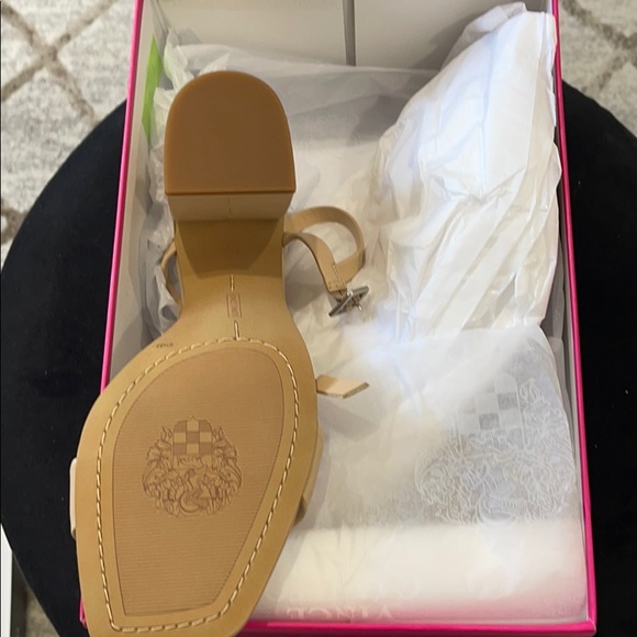 Vince Camuto Block Heels - Picture 2 of 5